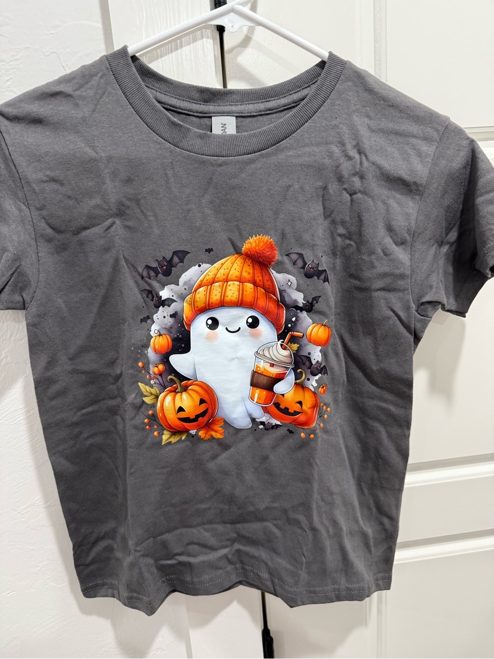 Gildan Gray Kids Halloween Ghost Tee with Orange Hat and Pumpkins NEW
